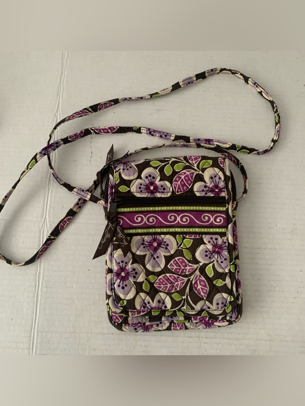 Vera Bradley Quilted Hipster Crossbody Purse Bag Travel bag Zip Pockets ID Slip